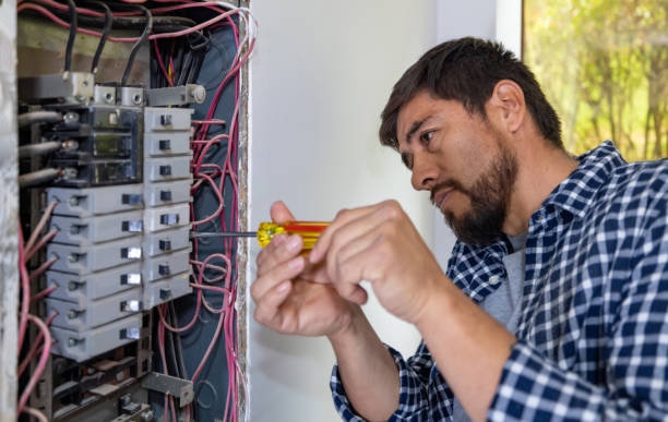 Best Electrical Repair Services  in Bannockburn, IL